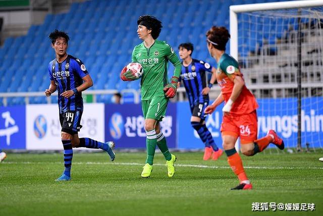 俱乐部杯-米奇26+17青岛胜同曦 林崴19分