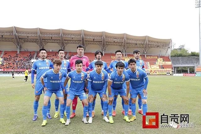 意甲-阿兹蒙帕雷德斯破门 罗马3-0弗罗西诺内