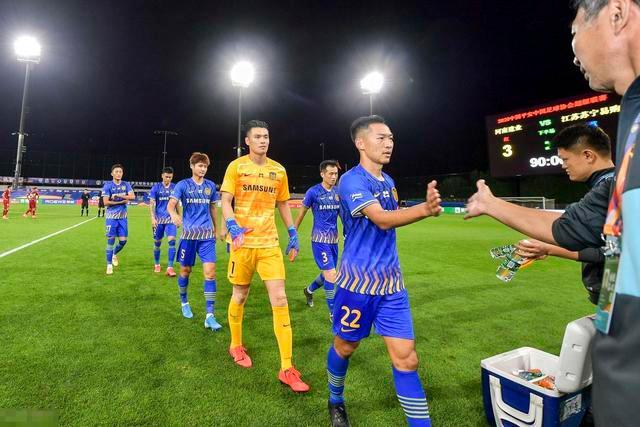 精选足篮专家：小盼哥12连红近19中18 卢西奥12连红